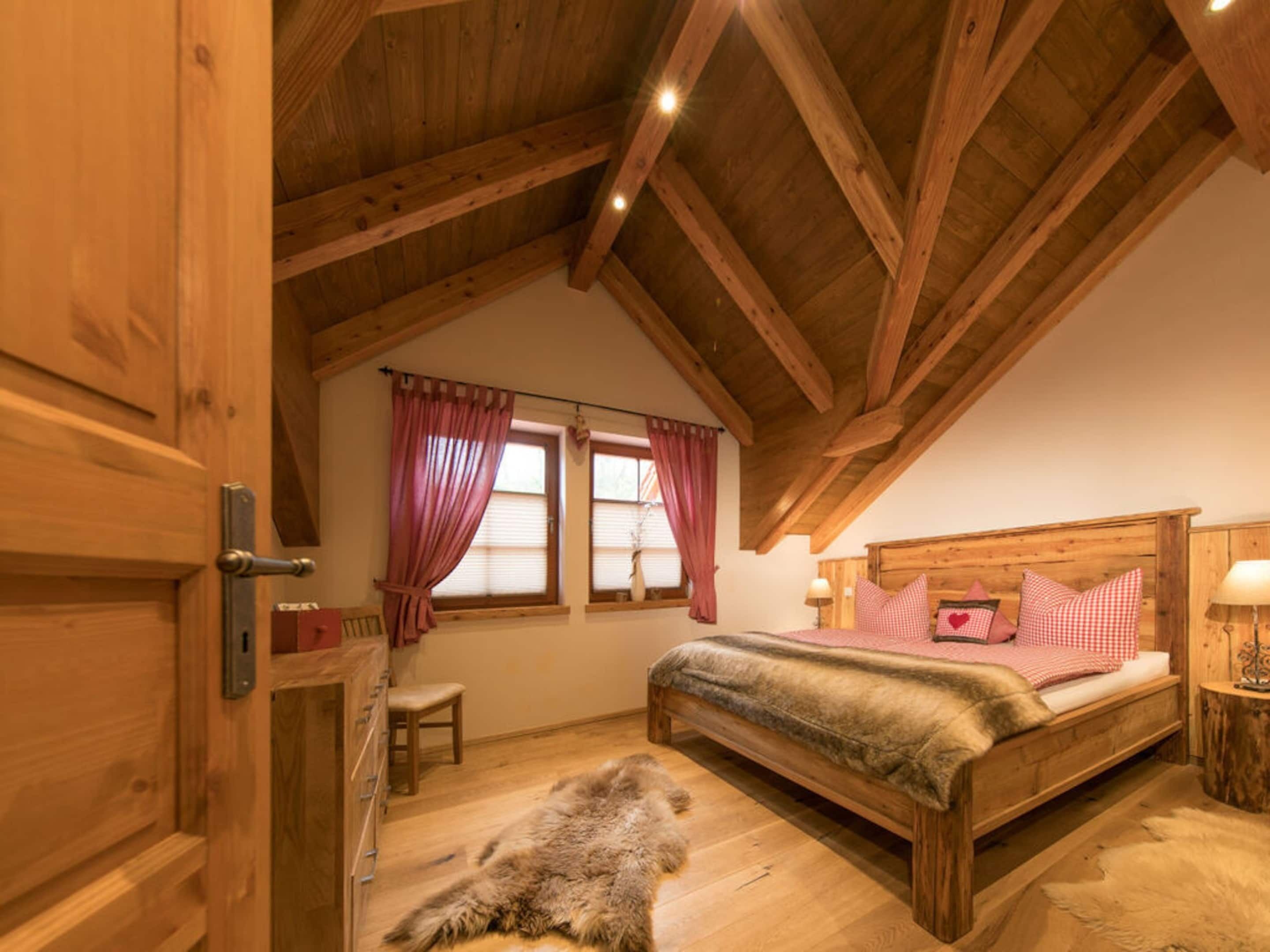Apartment | 2 Schlafzimmer, individuell eingerichtet, Bügeleisen/Bügelbrett