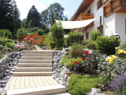 Holiday Apartment at the Rose Garden