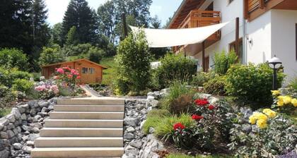 Holiday Apartment at the Rose Garden