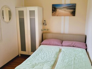 Bungalow | 2 bilik tidur, dilengkapkan perabot secara berasingan 