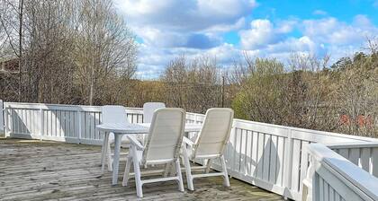 4 Person Holiday Home in Ljungskile-by Traum