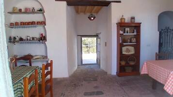 Cottage | Tempat makan