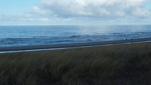 ชายหาด