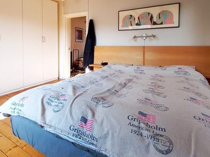 House | 2 bedrooms, individually furnished