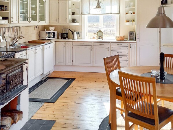 House | Private kitchen
