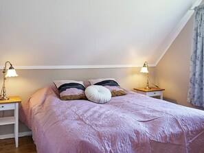 House - 9 Person Holiday Home in Hallevadsholm-by Traum (Hällevadsholm)