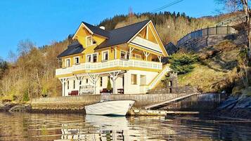 บริเวณภายนอก