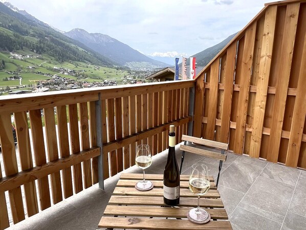 Apartment | View from property - Apartment in Stubai Valley With Mountain View (Neustift Im Stubaital)