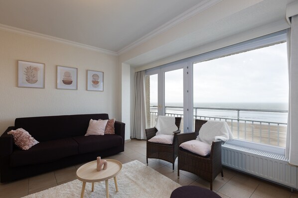 Apartment | Living area - Cosy Apartment for the Family (Middelkerke)