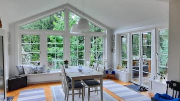 House | Dining