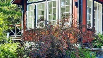 House | Exterior