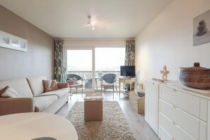Apartment | Living room
