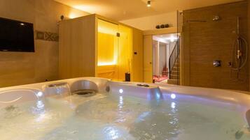 Villa | Bathroom | Bathtub, hair dryer