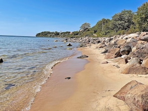 House | Beach - 4 Person Holiday Home in Ronne (Ronne)