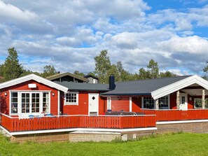 House | Exterior - 9 Person Holiday Home in Gratangen (Gratangen)