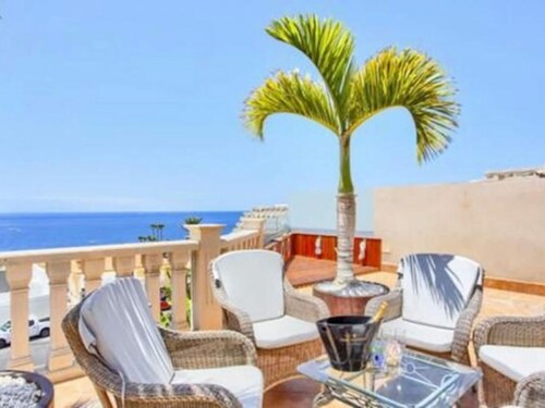 Belvilla by OYO Holiday Home in Puerto de Santiago