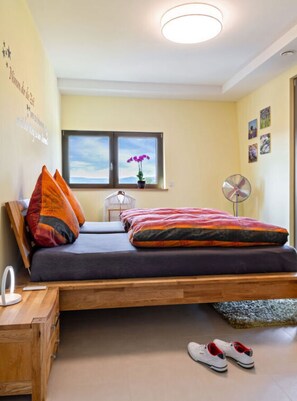 Apartment | 1 bedroom, individually furnished, iron/ironing board
