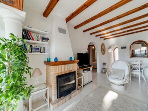Bungalow | Property amenity