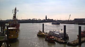 House | 1 bilik tidur, dilengkapkan perabot secara berasingan