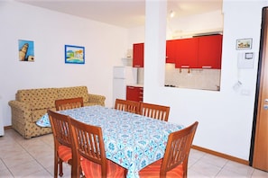 Apartment | Living room