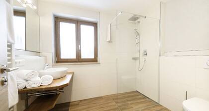 Geroldsee Comfortable Holiday Residence