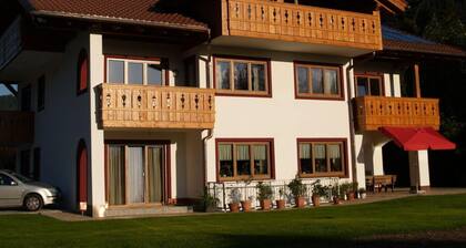 Geroldsee Comfortable Holiday Residence