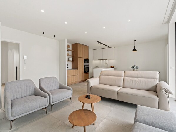 Apartment | Living area