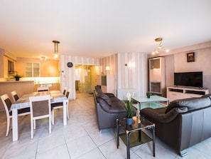 Private kitchen - Apartment With 2 Bedrooms and Large Terrace (Middelkerke)
