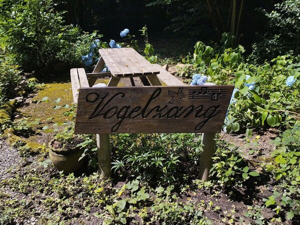 Chalet | Property grounds - Chalet Vogelzang in the Ardennes (Viroinval)