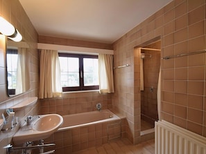 Apartment | Bathroom - Ruytingen 0101 Apartment in De Haan (De Haan)