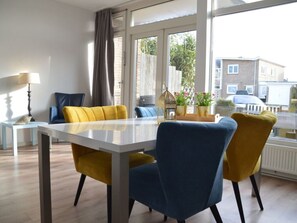 Dining - Holiday Apartment Seapaerdje (Bergen aan Zee)