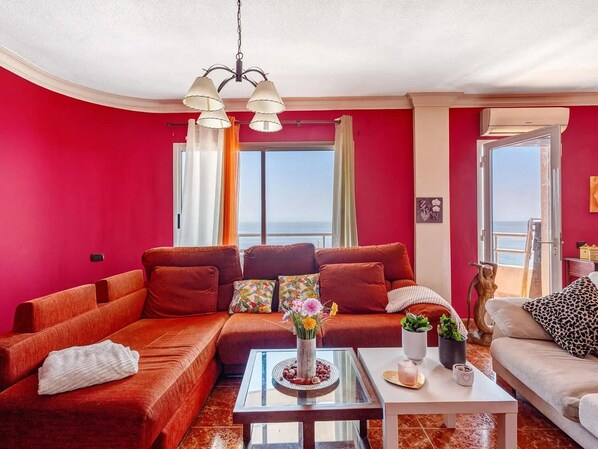 Apartment | Living area - Apartment in Radazul With Stunning Sea Views (El Rosario)
