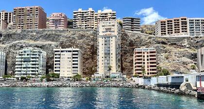 Apartment With Magnificent sea Views