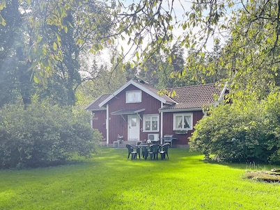 6 Person Holiday Home in Bralanda