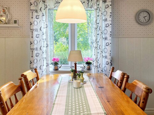 6 Person Holiday Home in Bralanda