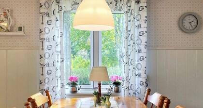6 Person Holiday Home in Bralanda