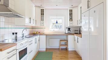 House | Private kitchen