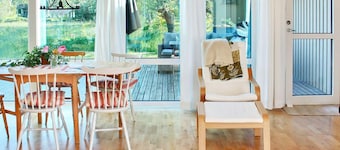 9 Person Holiday Home in Lottorp