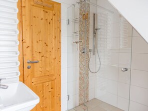 Ferienhaus | Badezimmer