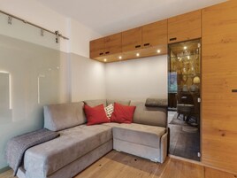 Apartment | Living area