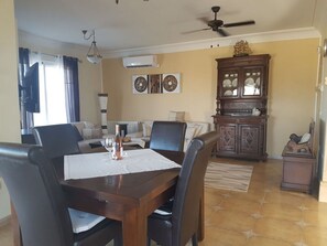 Dining - en la Montana Comfortable Holiday Residence (Pedreguer)