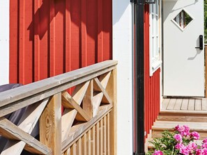 House | Exterior - 4 Person Holiday Home in Rolfstorp (Rolfstorp)