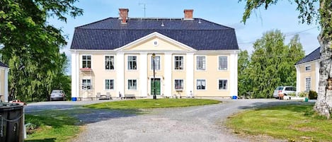 House | Exterior