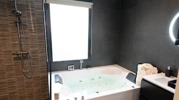 House | Bilik Mandi