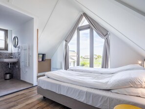 Biệt thự | 4 phòng ngủ, trang bị nội thất với thiết kế riêng biệt, bộ trải giường 