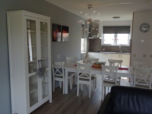 Dining - Spacious Holiday Home With Sauna Near Beach (Wemeldinge)