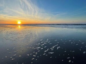 Di pantai