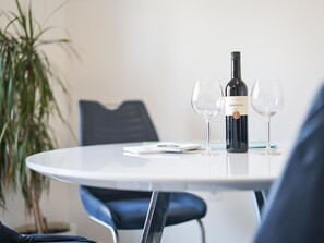 Apartment | Dining - Modern Holiday Home With Balcony in old Town (Zadar)