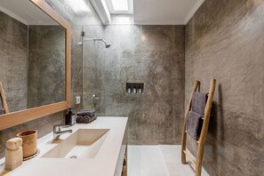 Hair dryer, towels, toilet paper