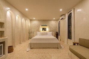 1 bedroom, iron/ironing board, free WiFi, bed sheets - Luxe & Unique Honeymoon Villa Bocami Suites 2 (Umalas)